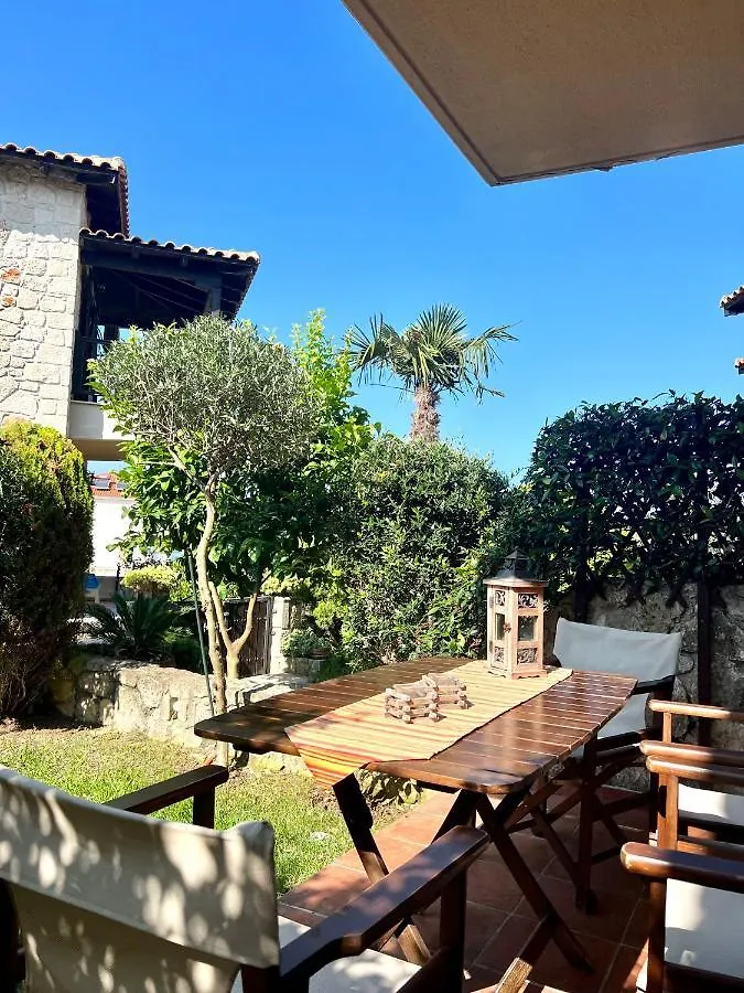Holiday home Sea And Stone Villa Afytos Greece